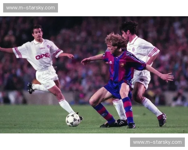 史诗对决，永恒经典：巴萨vs拜仁视频集锦，重温足坛巅峰之战